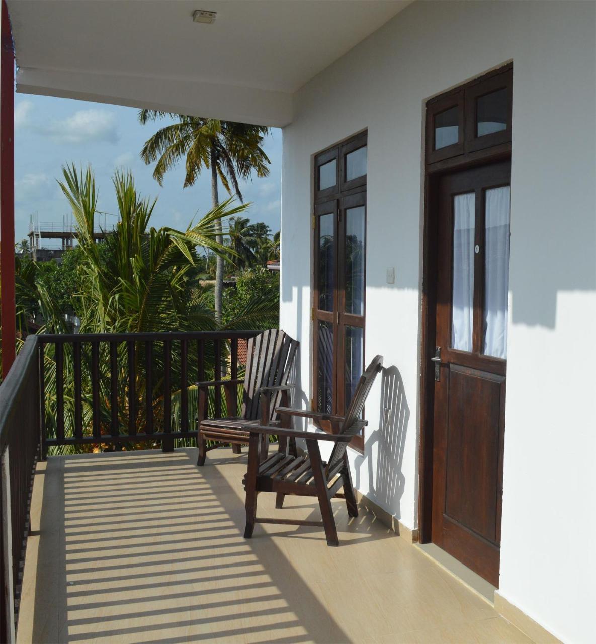 Surf'S Up Hotel Weligama Exterior foto